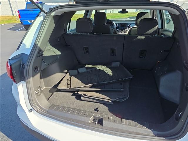 used 2022 Chevrolet Equinox car, priced at $19,499