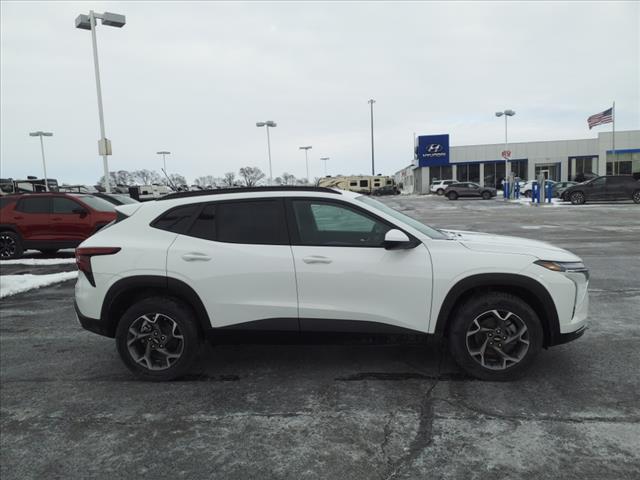 new 2025 Chevrolet Trax car, priced at $22,785