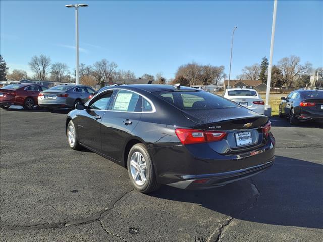 new 2025 Chevrolet Malibu car, priced at $25,101