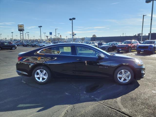 new 2025 Chevrolet Malibu car, priced at $25,101