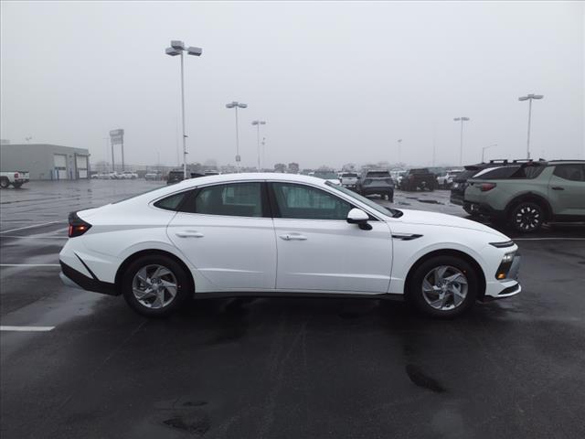 new 2025 Hyundai Sonata car, priced at $27,898