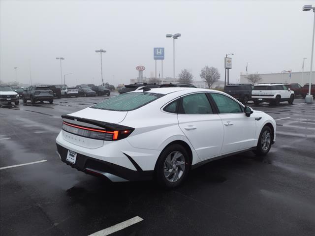 new 2025 Hyundai Sonata car, priced at $27,898