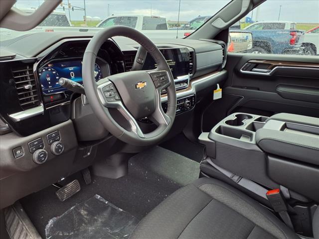 new 2025 Chevrolet Silverado 1500 car, priced at $48,696