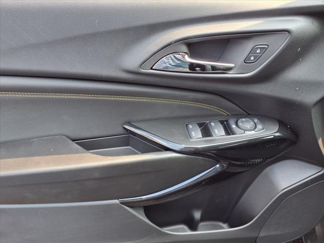 new 2025 Chevrolet Trax car, priced at $25,222