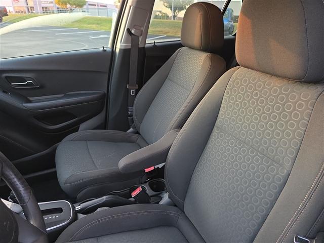 used 2022 Chevrolet Trax car, priced at $18,000