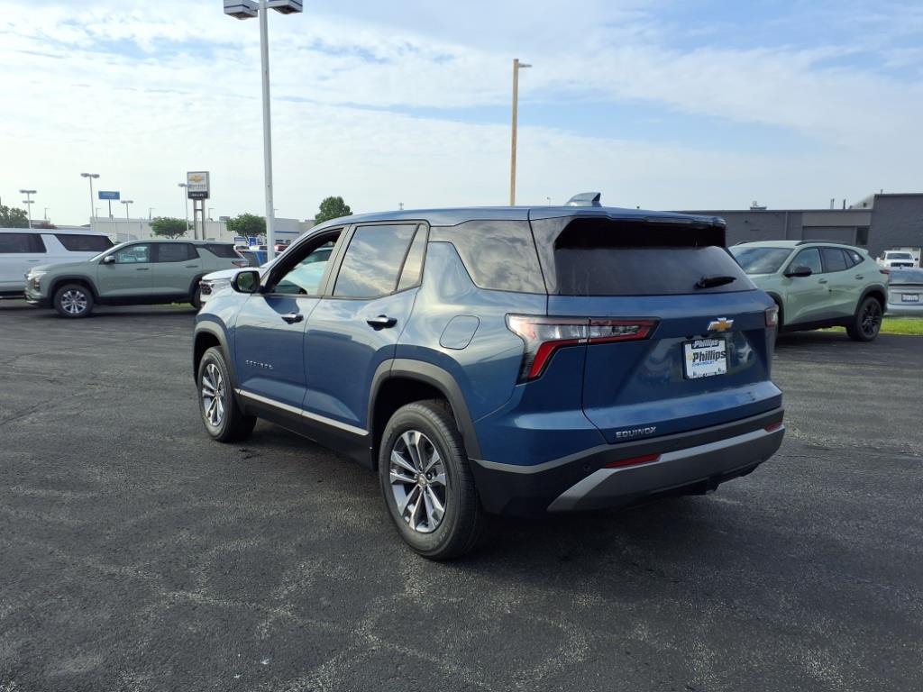 new 2026 Chevrolet Equinox car, priced at $27,893
