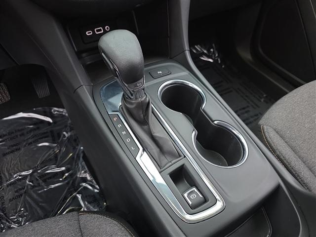 used 2023 Chevrolet Equinox car, priced at $22,699