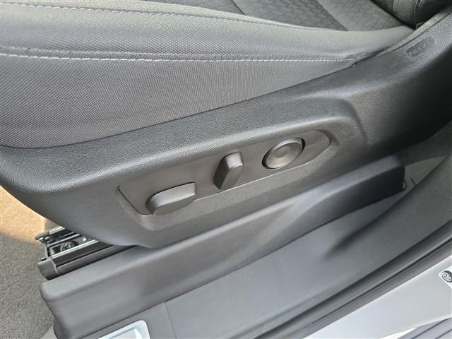 used 2022 Chevrolet Silverado 1500 car, priced at $34,992