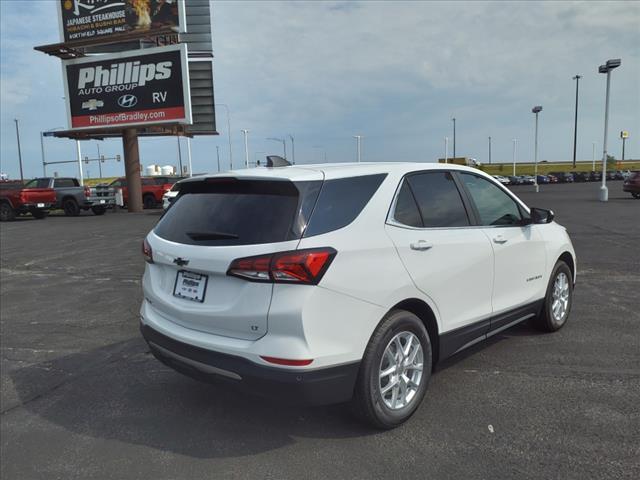 new 2024 Chevrolet Equinox car, priced at $28,556