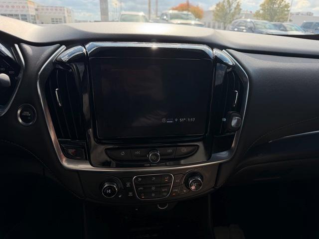 used 2023 Chevrolet Traverse car, priced at $31,799
