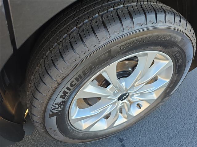 used 2022 Kia Telluride car, priced at $24,350