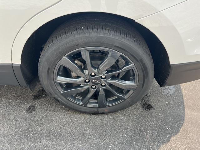 used 2023 Chevrolet Equinox car, priced at $24,395