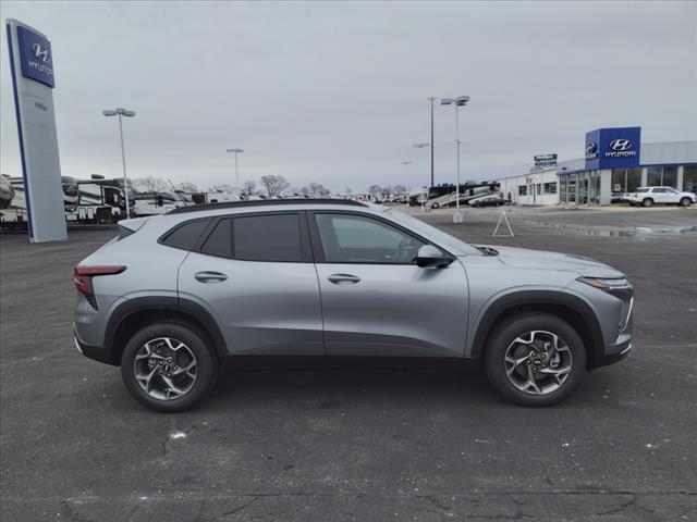 new 2025 Chevrolet Trax car, priced at $23,595