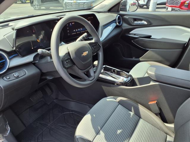 new 2025 Chevrolet Trax car, priced at $24,345