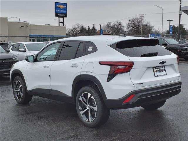 new 2025 Chevrolet Trax car, priced at $23,130