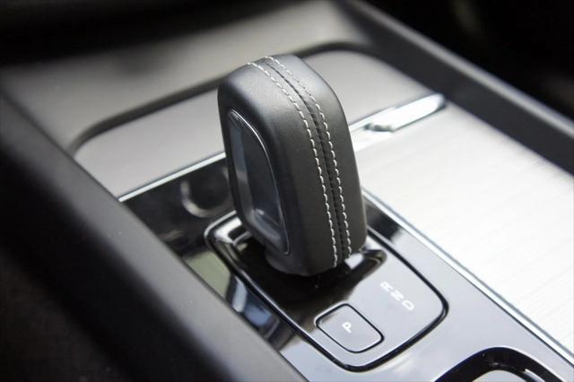 used 2022 Volvo XC60 Recharge Plug-In Hybrid car, priced at $45,519