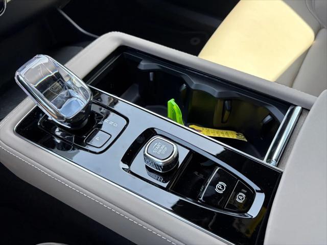 new 2025 Volvo XC90 Plug-In Hybrid car, priced at $78,805