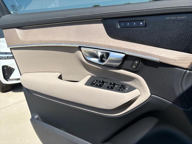 new 2025 Volvo XC90 Plug-In Hybrid car, priced at $78,805
