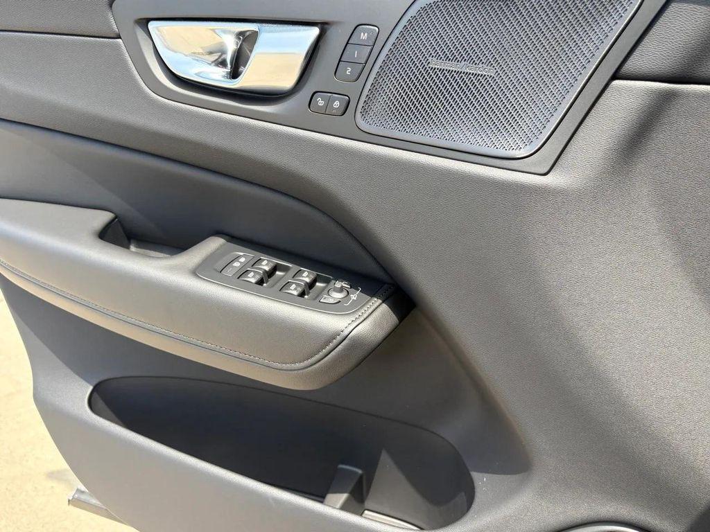new 2025 Volvo XC60 car, priced at $56,160