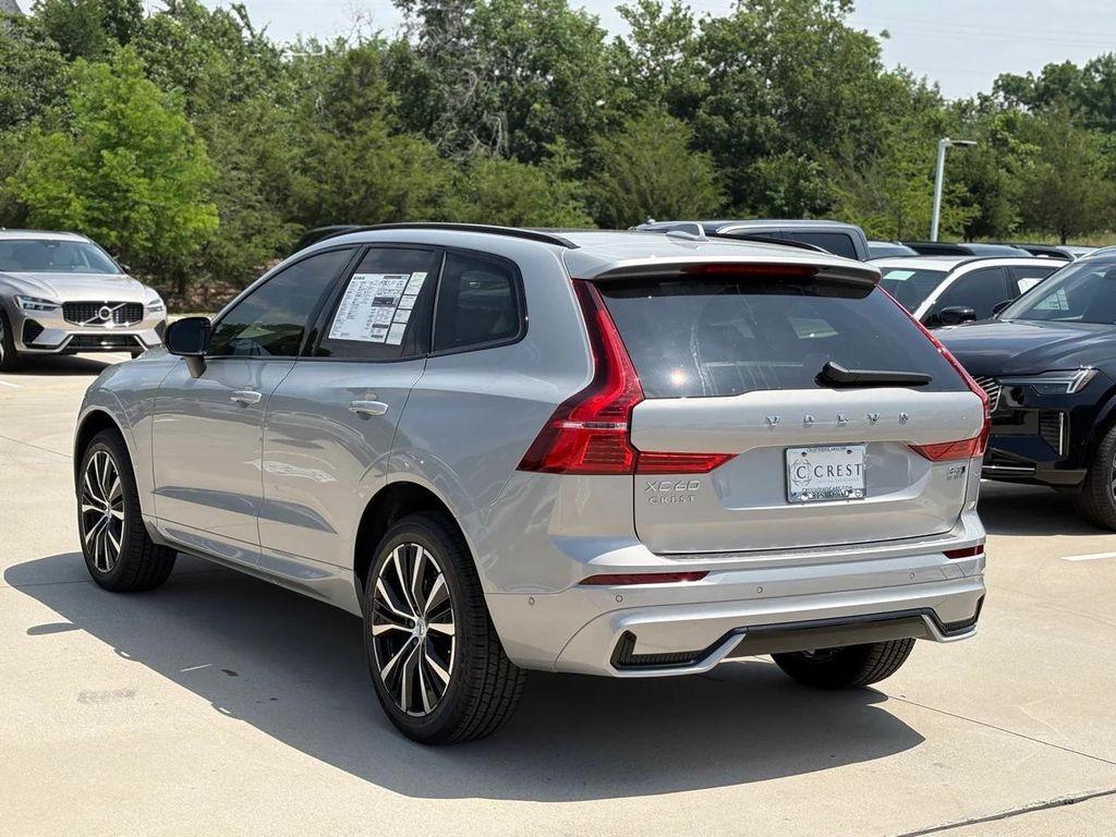 new 2025 Volvo XC60 car, priced at $56,160
