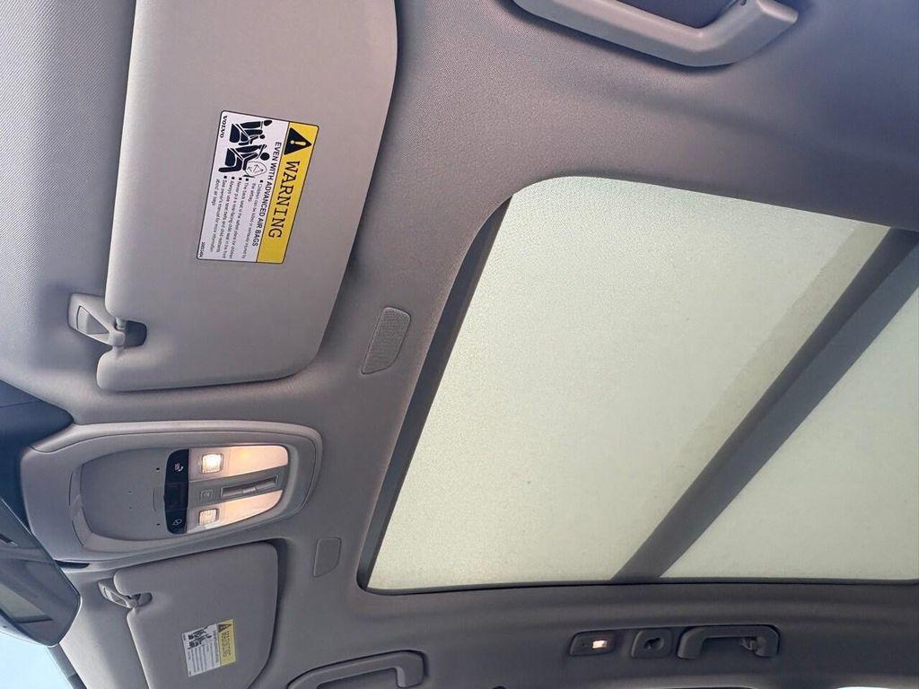 new 2025 Volvo XC60 car, priced at $56,160