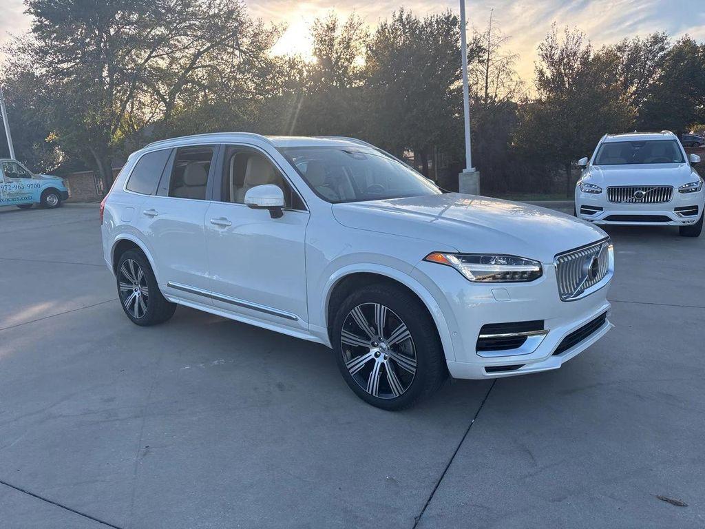 used 2025 Volvo XC90 Plug-In Hybrid car, priced at $62,000