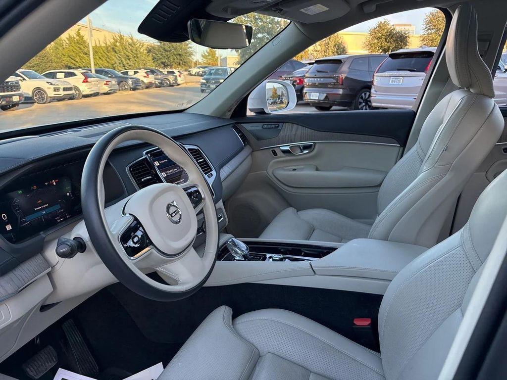 used 2025 Volvo XC90 Plug-In Hybrid car, priced at $62,000