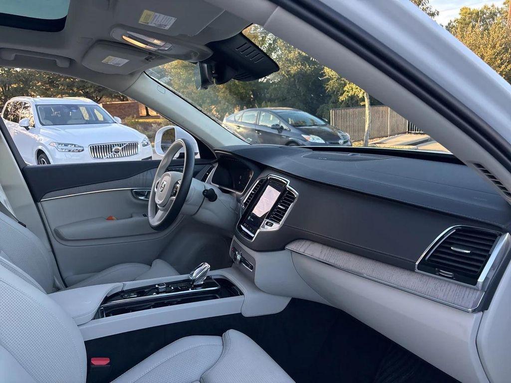 used 2025 Volvo XC90 Plug-In Hybrid car, priced at $62,000