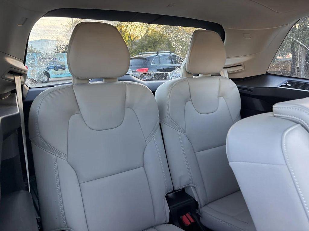 used 2025 Volvo XC90 Plug-In Hybrid car, priced at $62,000