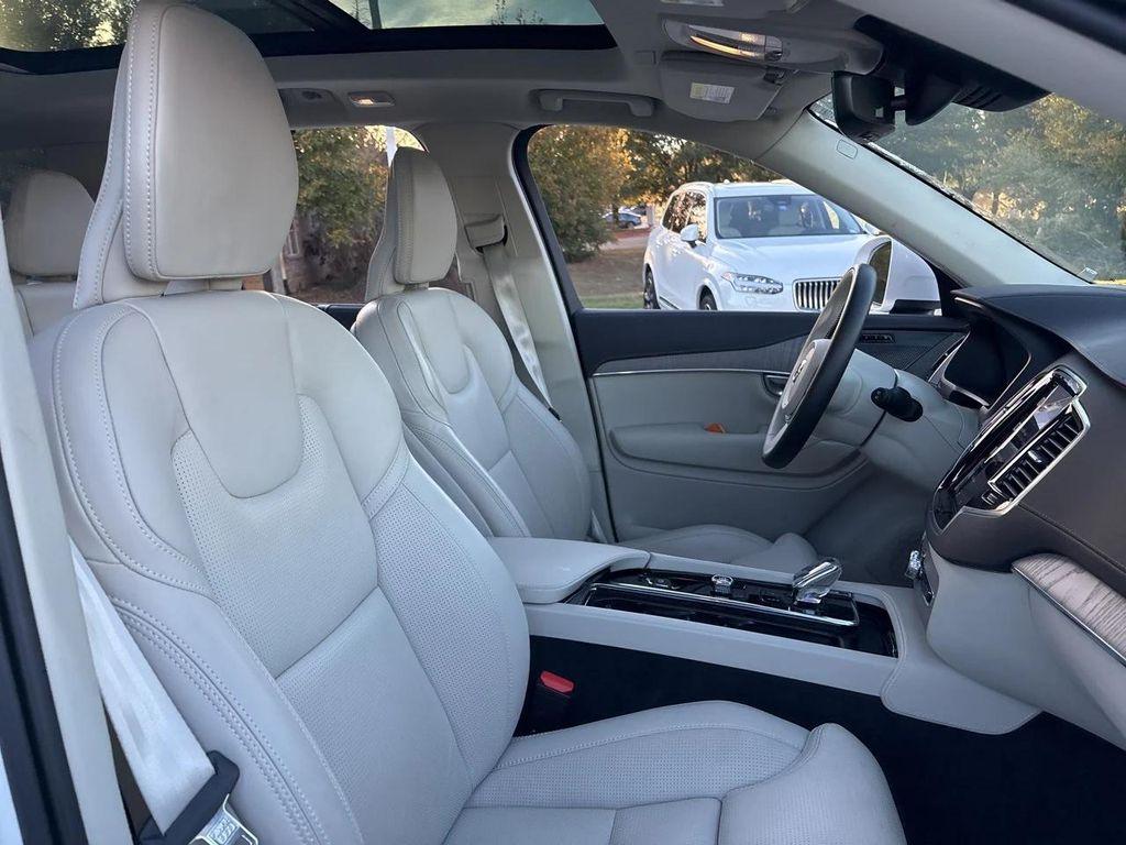 used 2025 Volvo XC90 Plug-In Hybrid car, priced at $62,000