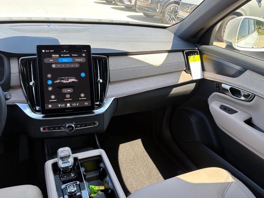 new 2025 Volvo XC90 Plug-In Hybrid car, priced at $78,805