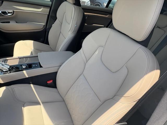new 2025 Volvo XC90 Plug-In Hybrid car, priced at $78,805