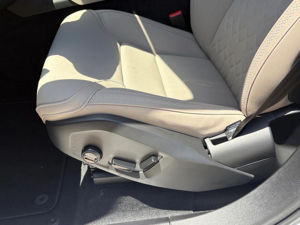 new 2025 Volvo XC90 Plug-In Hybrid car, priced at $78,805
