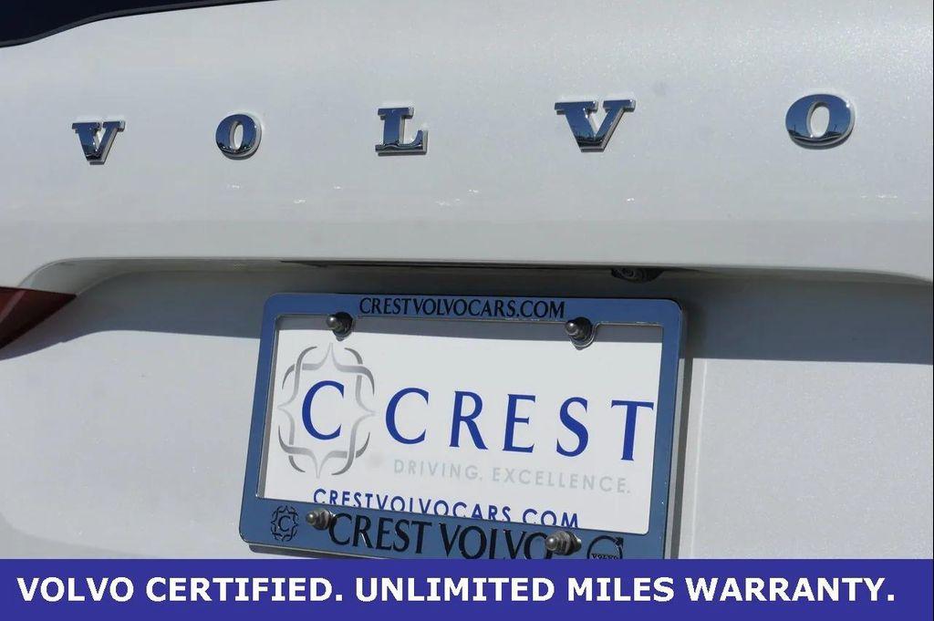 used 2025 Volvo XC60 car, priced at $39,500