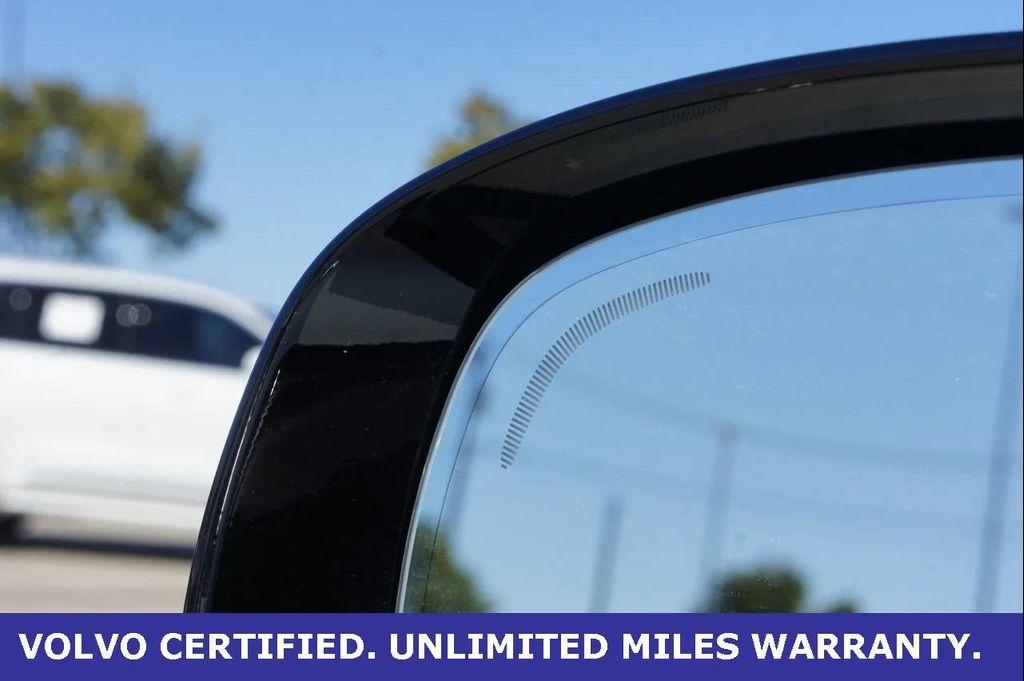 used 2025 Volvo XC60 car, priced at $39,500