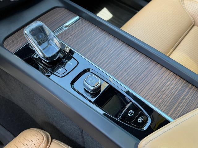 used 2022 Volvo XC60 car, priced at $39,724