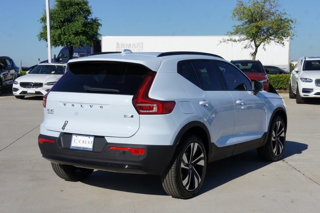 new 2024 Volvo XC40 car, priced at $47,419