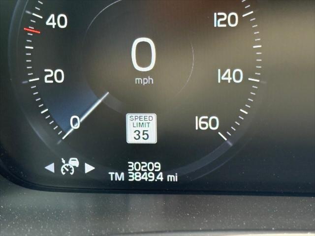 used 2022 Volvo XC90 car, priced at $44,297