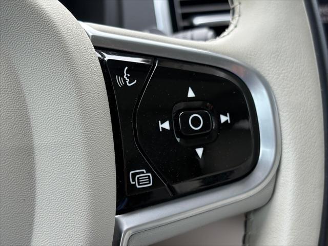 used 2022 Volvo XC90 car, priced at $44,297
