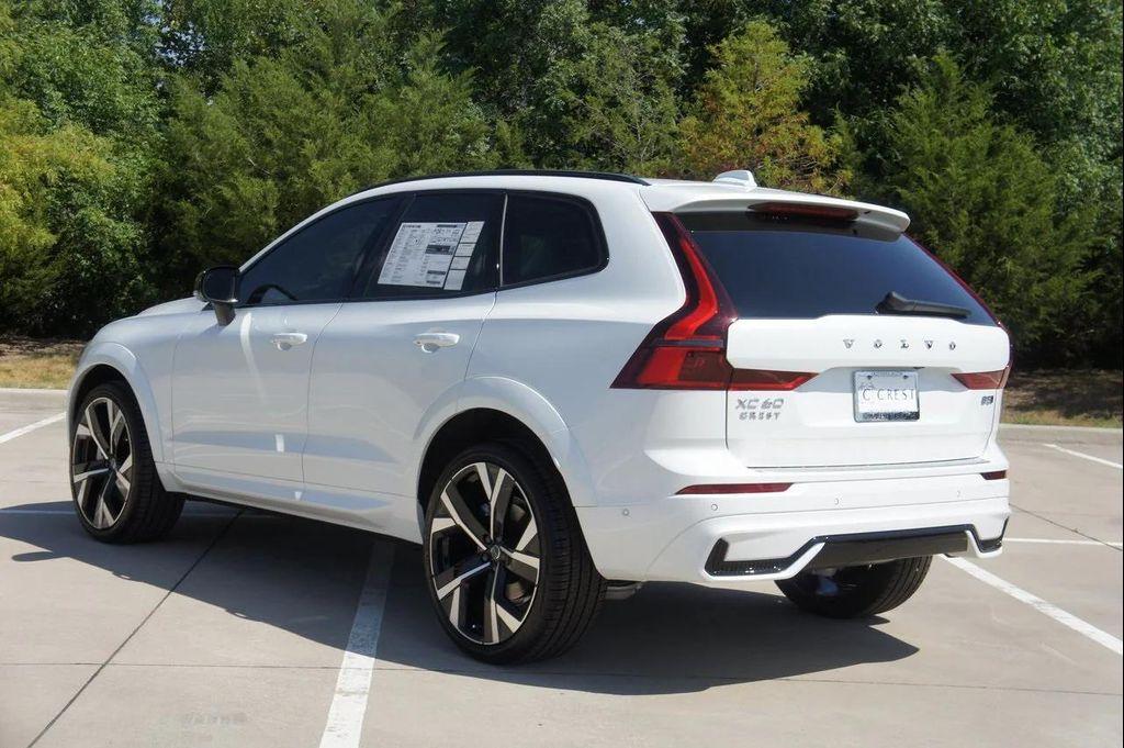new 2026 Volvo XC60 car, priced at $67,225