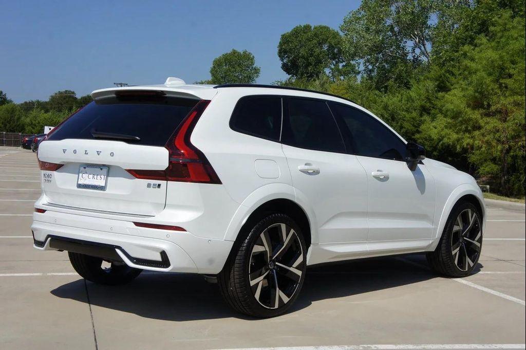 new 2026 Volvo XC60 car, priced at $67,225