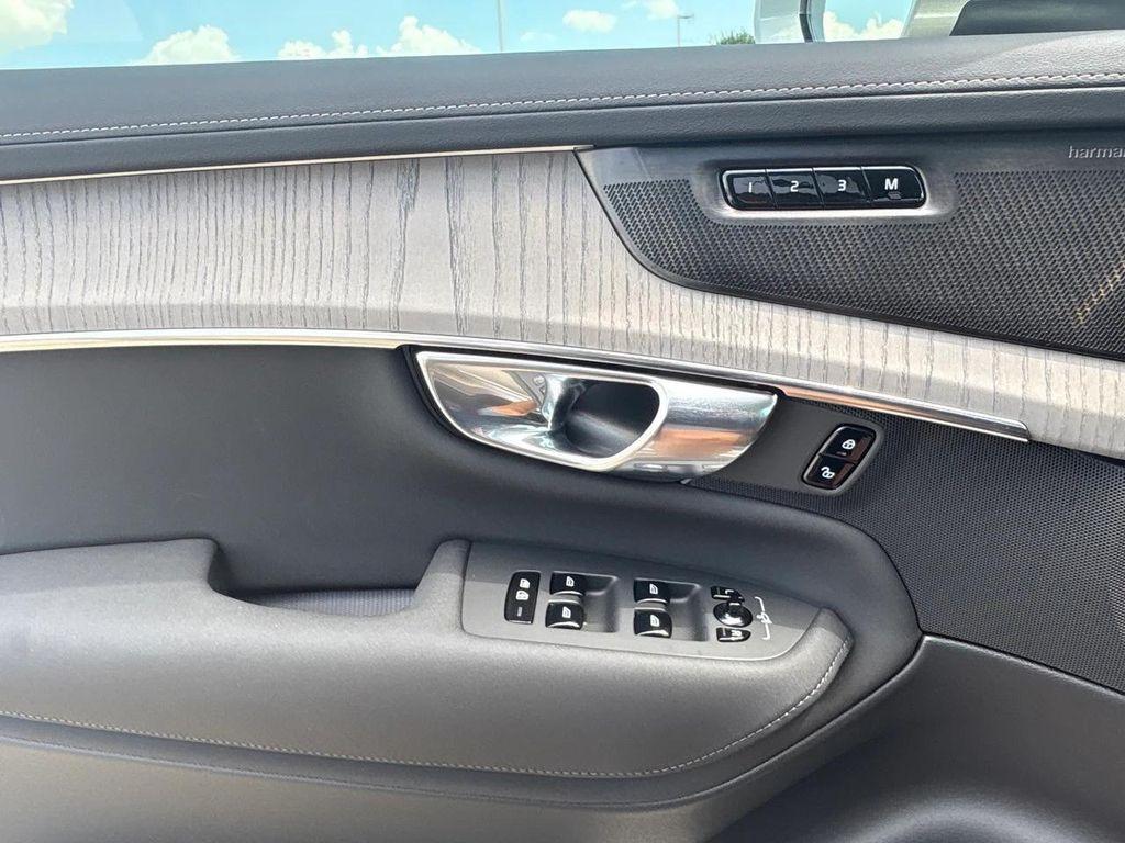 new 2026 Volvo XC90 car, priced at $72,250