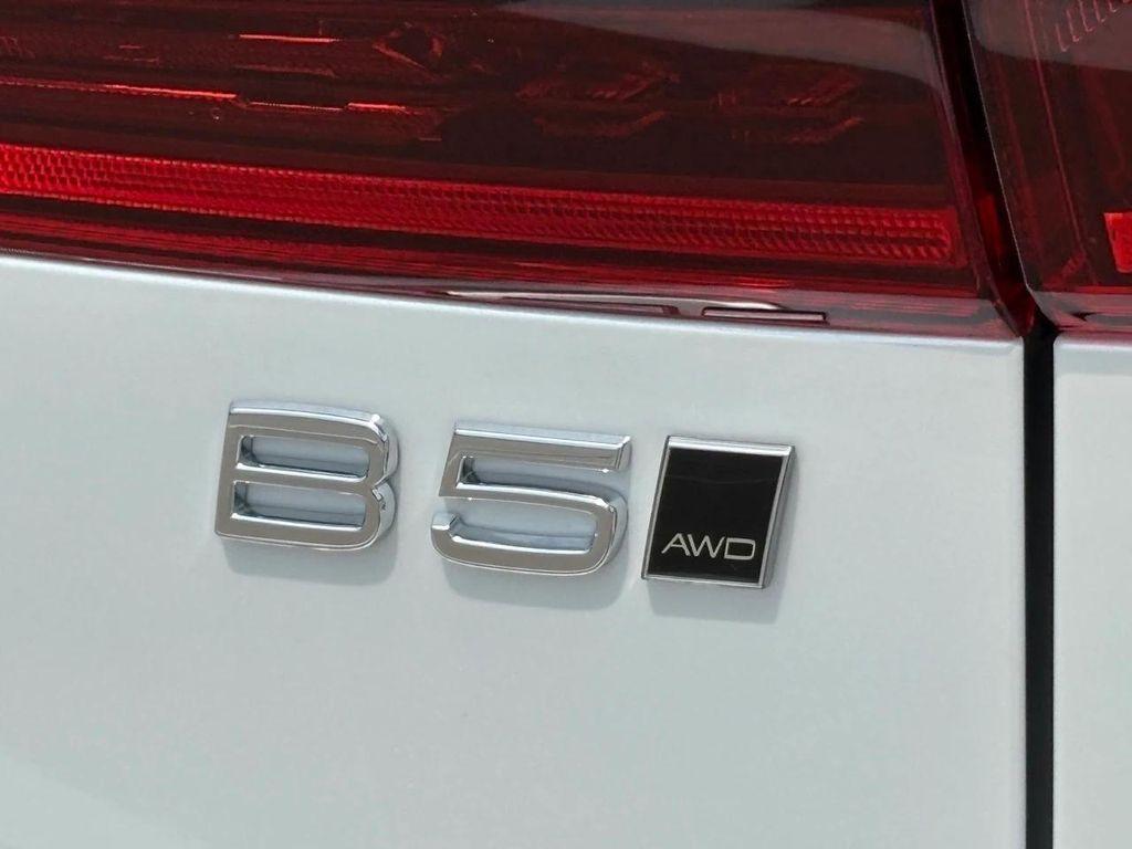 new 2026 Volvo XC60 car, priced at $63,935