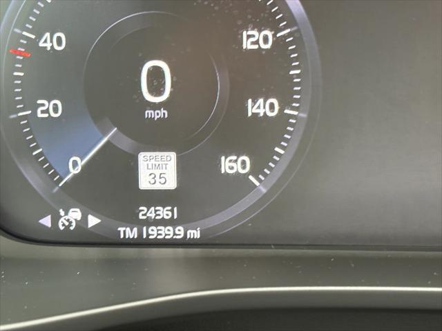 used 2022 Volvo XC40 car, priced at $36,724