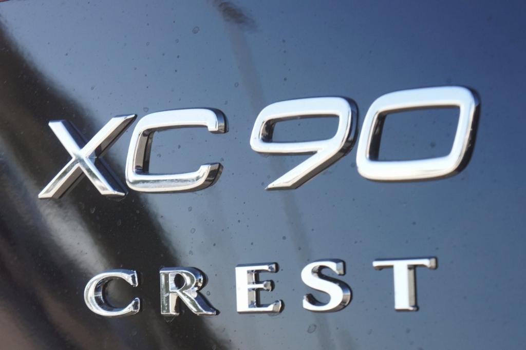 new 2024 Volvo XC90 car, priced at $65,820