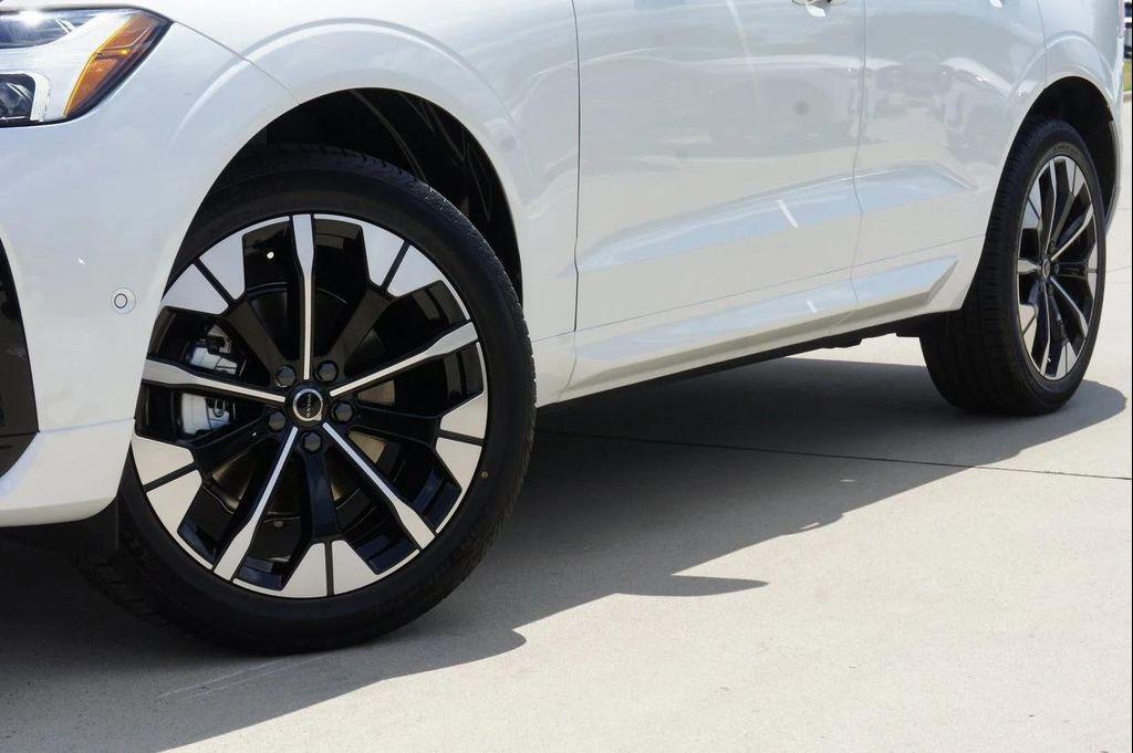 new 2026 Volvo XC60 car, priced at $59,160