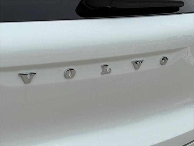 new 2025 Volvo XC40 car, priced at $50,610