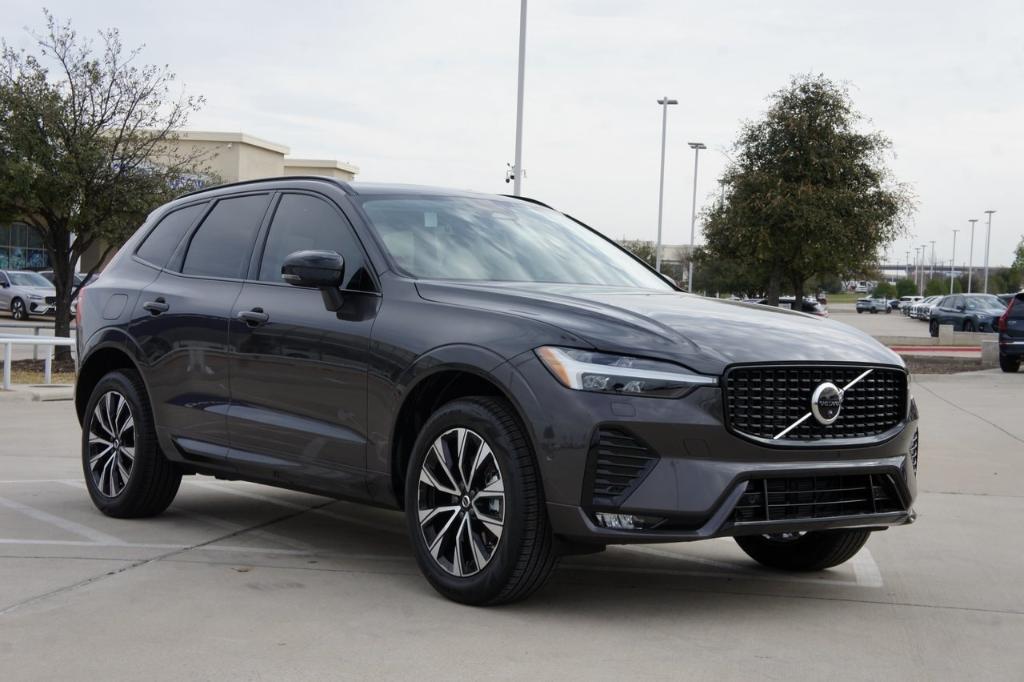 new 2024 Volvo XC60 car, priced at $52,290