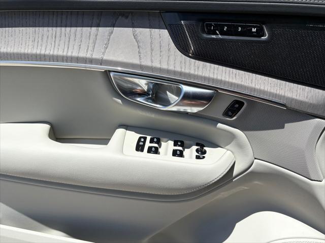 new 2025 Volvo XC90 Plug-In Hybrid car, priced at $82,405