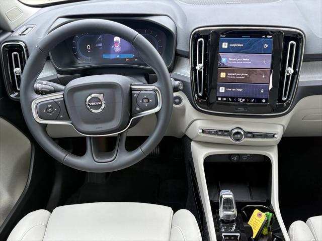 new 2025 Volvo XC40 car, priced at $51,015